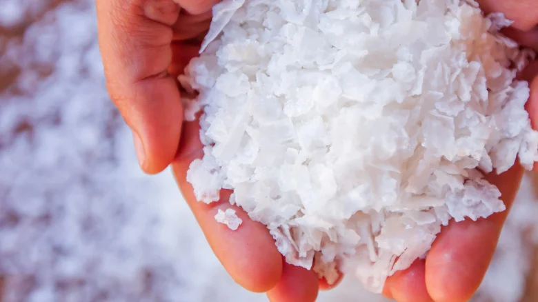 10 Salt Hacks Worth Trying This Winter And 6 You Can Skip