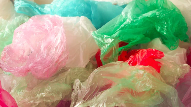 15 Creative Ways To Repurpose Your Plastic Grocery Bags To Use Around The House
