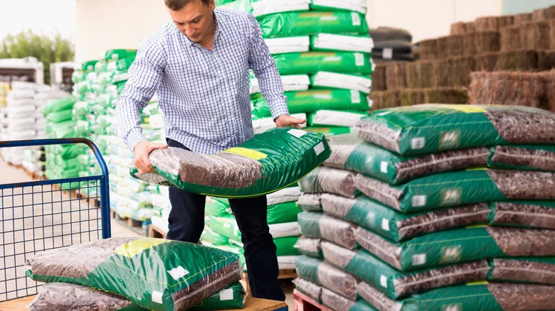 15 Menards Items Smart Homeowners Stock Up On For Spring And Summer