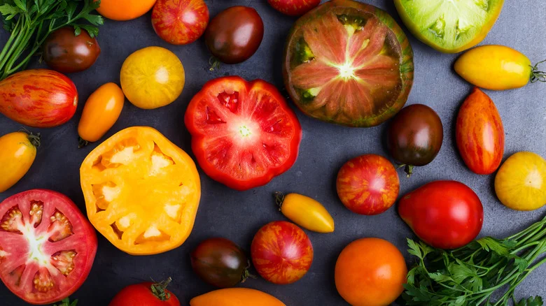 8 Finicky Tomato Varieties That Aren’t Worth Growing In Your Garden