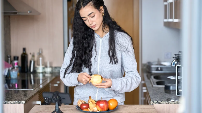 Don’t Throw Out Apple Peels When You Could Reuse Them In The Garden Instead