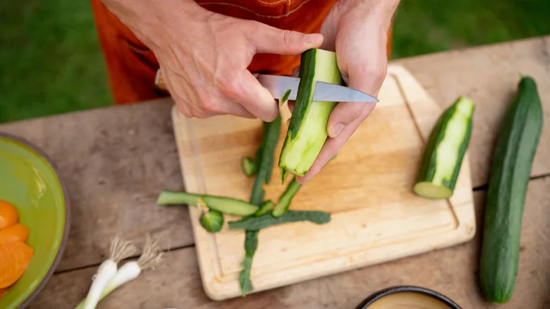 Don’t Throw Out Old Cucumber Without Trying This DIY Fertilizer: Your Garden Will Thank You