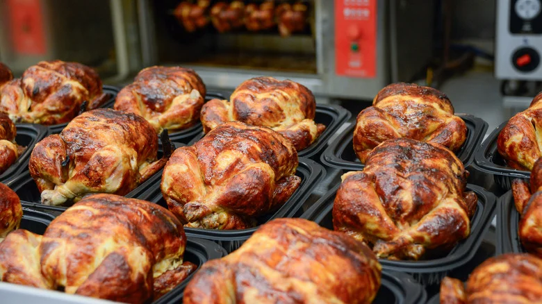Don’t Throw Out Rotisserie Chicken Containers Without Trying This Garden Hack