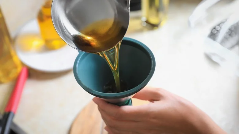 Genius Ways To Use Vegetable Oil Around The House (That Don’t Involve Cooking)