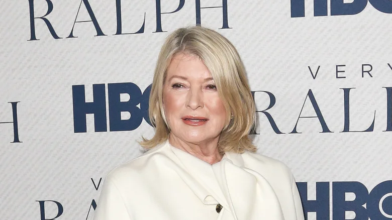 Harvest Asparagus The Martha Stewart Way With Tips From Her Head Gardener