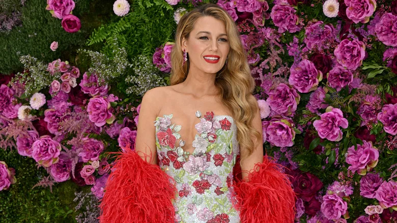 Martha Stewart Is Loving Blake Lively’s Cut Flower Garden. Here’s How To Recreate It
