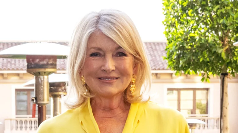 Martha Stewart’s Money-Saving Hack Is A Game-Changer For Filling Planters