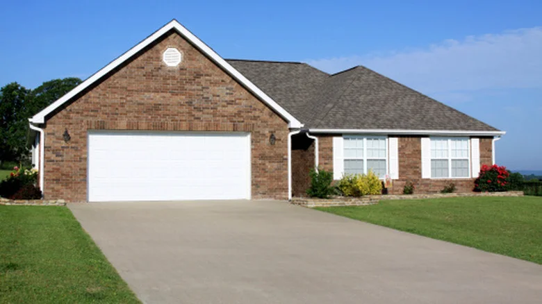 Not Brick Not Pavers: Amazon Has A Stone-Like Alternative For Your Driveway Edging