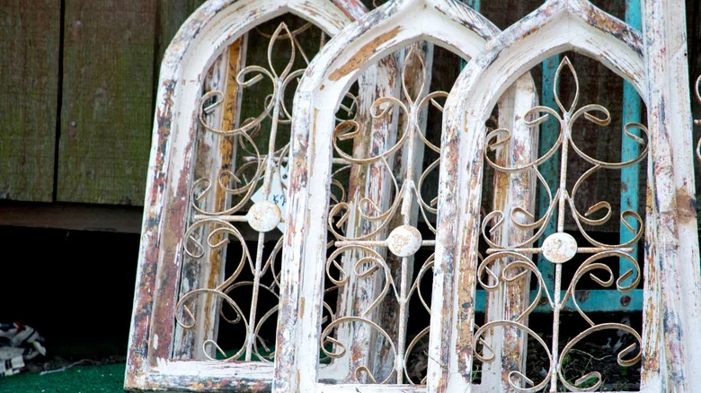 Save Old Windows For This Genius Trellis Gardening Idea
