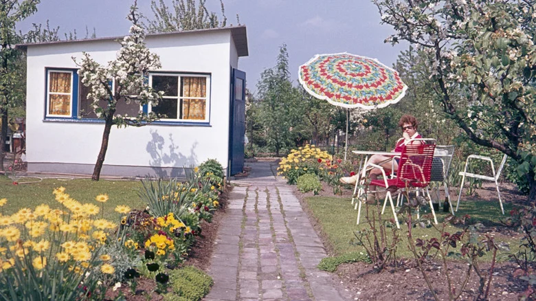 The ’60s Garden Trend That’s Making A Major Comeback