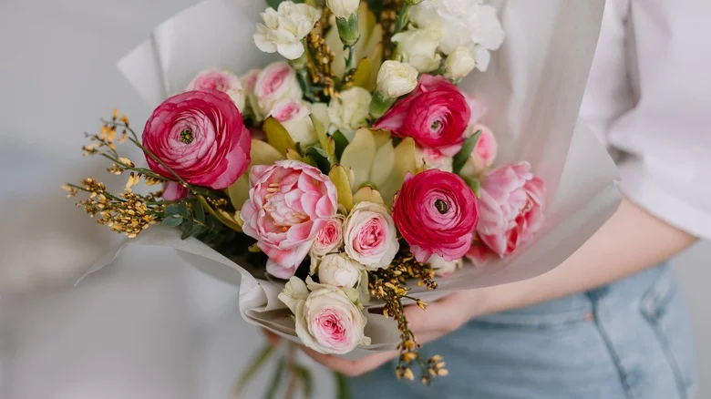The Viral TikTok Tips For Choosing The Best Peonies Will Give You The Best Bouquets
