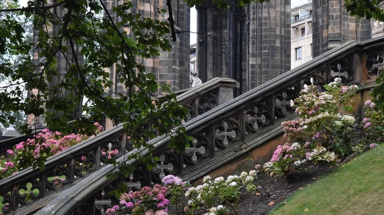 Transform Your Yard Into A Hauntingly Beautiful Oasis With These Goth Garden Ideas