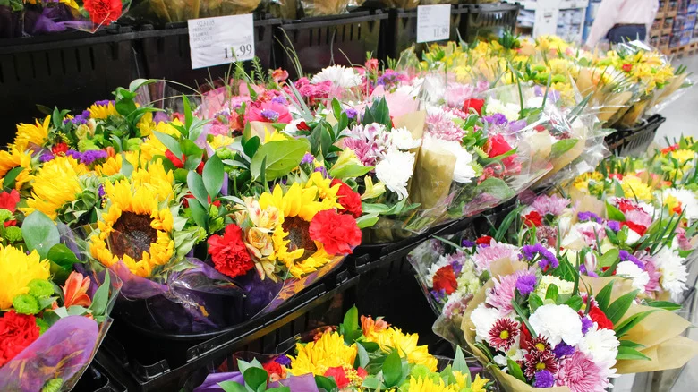 Why Costco Is A Hidden Gem For Buying Flowers