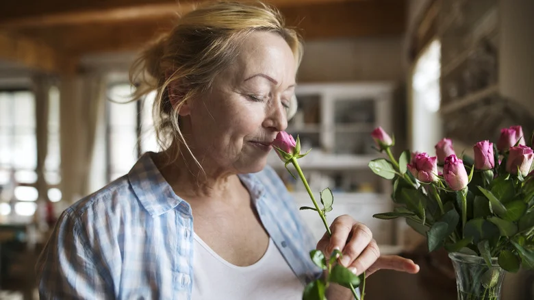 Your Roses Will Look Better Than Ever With Martha Stewart’s Clever Trick